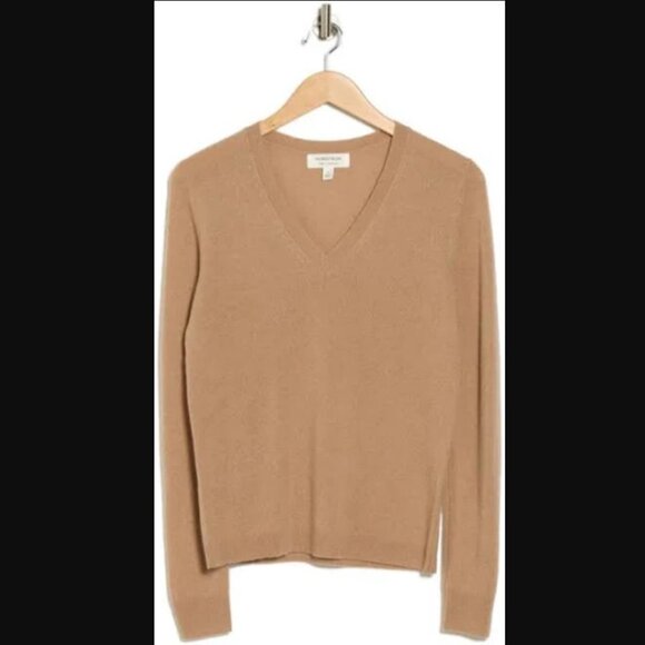 Nordstrom V-Neck Cashmere Sweater - Picture 2 of 9
